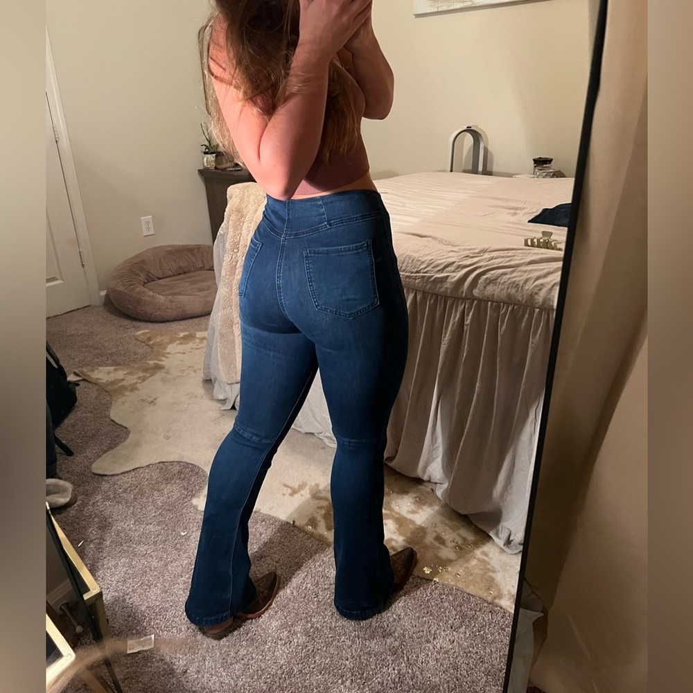 Bootcut pull on jeans sz 8